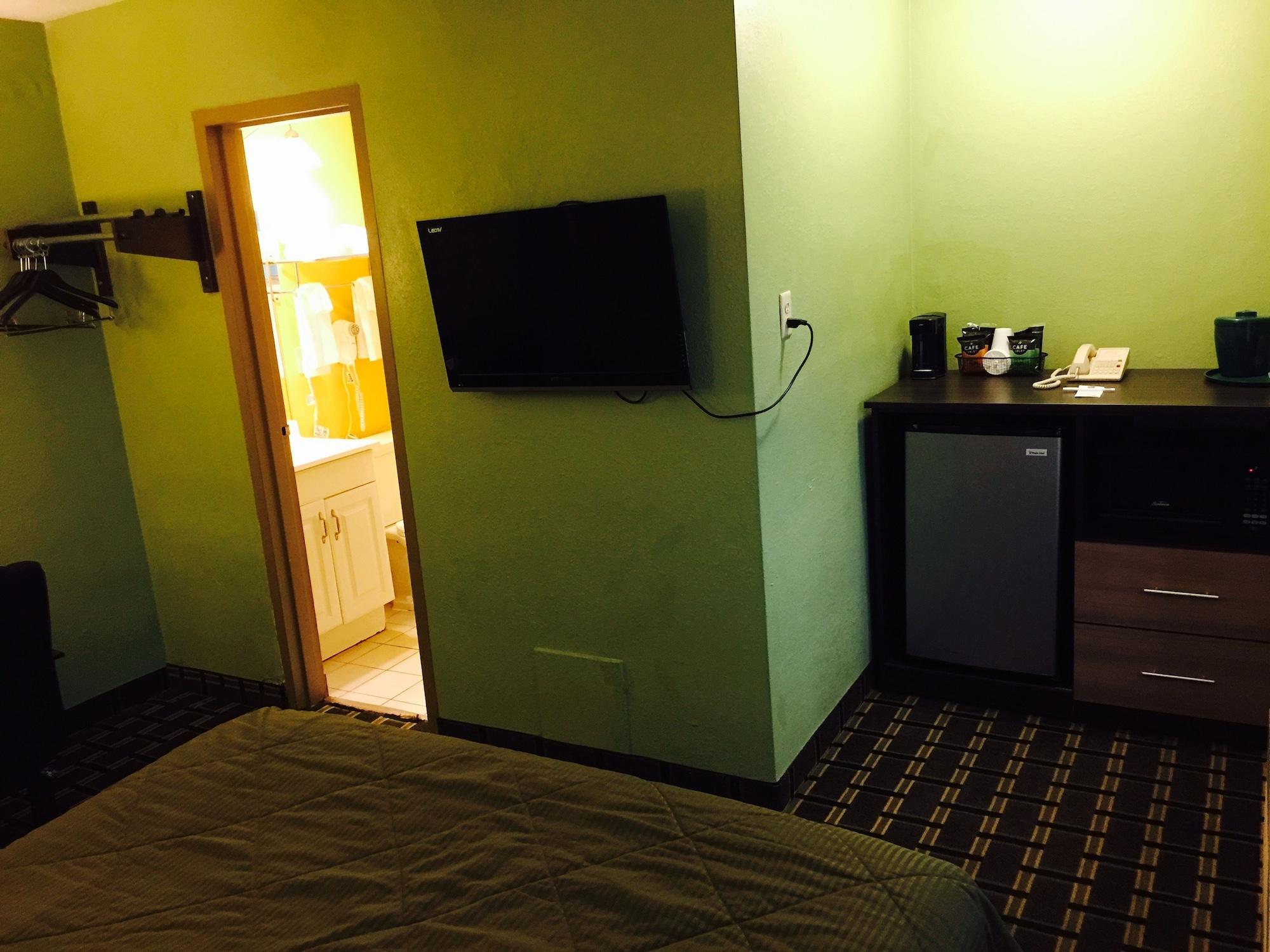 University Manor Inn Бъфало Екстериор снимка