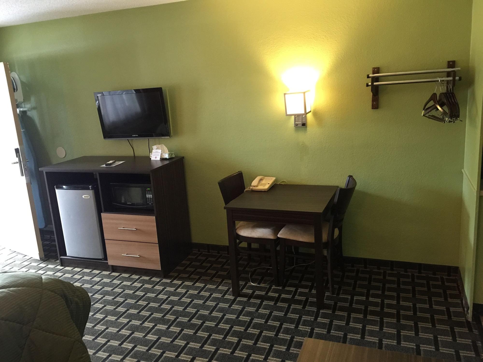 University Manor Inn Бъфало Екстериор снимка