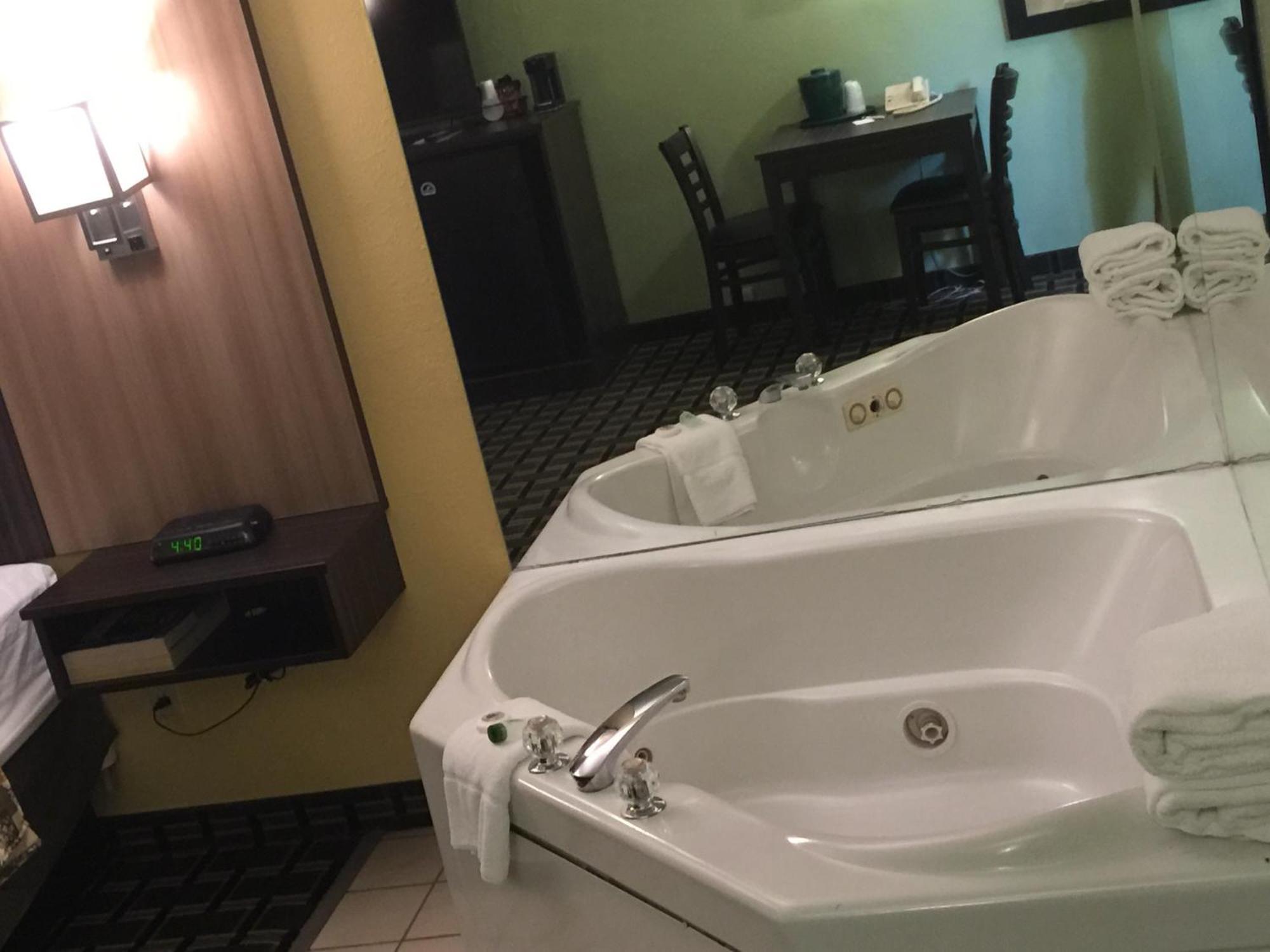 University Manor Inn Бъфало Стая снимка
